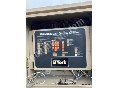 York Vidalı Chiller Soğutma Grubu 625 Kw