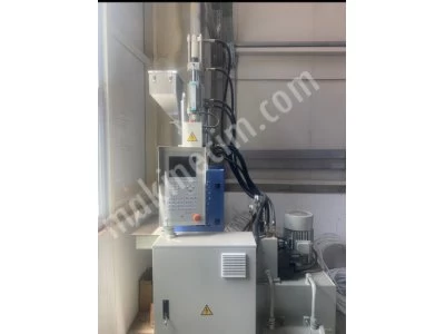 Dikey Enjeksiyon Kalıplama Makinası 20 Ton
