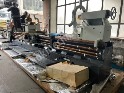 Unıted 1200 Çap 5 Metre Torna Mekanik Debriyajlı 130 Fener Mil