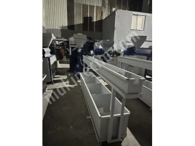 2.El Sıfır Ayarında Temiz Extruder Makine, 60'Lık Plastik Pvc Kablo, Fitil, Bavul Conta ve Benzeri