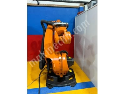 Kuka Robot Kr210 Krc4 2014 Model Erişim Kapasitesi : 2700Mm Taşıma Kapasitesi :210 Kg