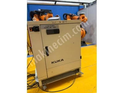 Kuka Robot Kr210 Krc4 2014 Model Erişim Kapasitesi : 2700Mm Taşıma Kapasitesi :210 Kg