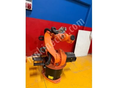 Kuka Robot Krc4 Kr16 Model 2013 Erişim Kapasitesi : 1900 Mm Taşıma Kapasitesi : 16 Kg
