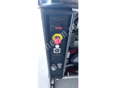 Abb Robot Irb6640-235/2.55 2013 Model
