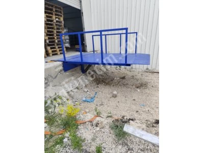 Tır Yükleme Rampası