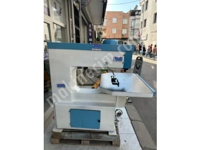Egen E900 Şakuli Şaküllü Freze Makinası