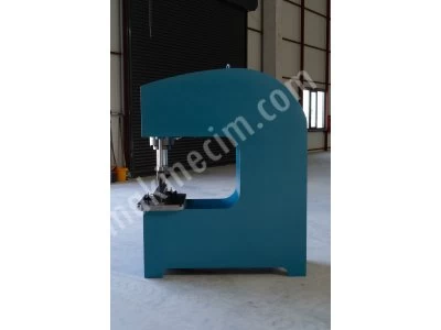 Hydraulic C Press / Özkrom Ch-30 / 30 Tons
