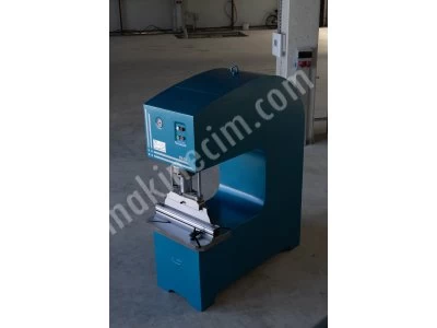 Hydraulic C Press / Özkrom Ch-30 / 30 Tons