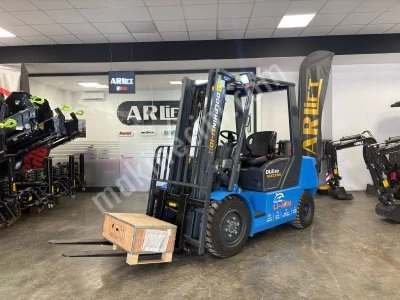 Kiralık 3 Ton Forklift Akülü Dizel Forkliftler
