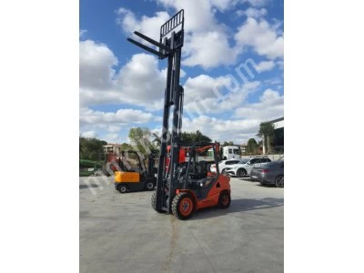Kiralık 3 Ton Forklift Akülü Dizel Forkliftler