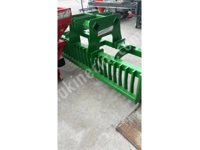 Ağır Tip Taş Toplama Makinesi