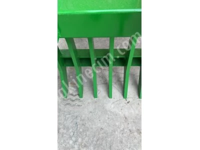 Ağır Tip Taş Toplama Makinesi