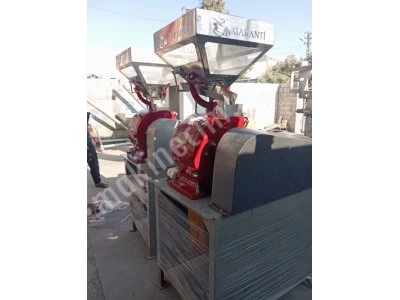 40 Lık Kahve Degirmeni Çok Az Kullanılmış Sıfır Gibi