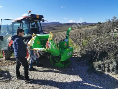 Tb 100 T Pro Wood Chipper