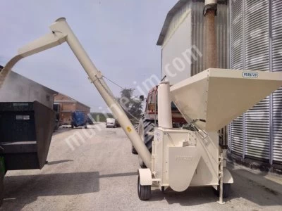700 Universal Hammer Mill