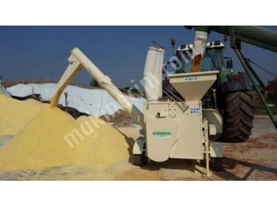 700 Universal Hammer Mill