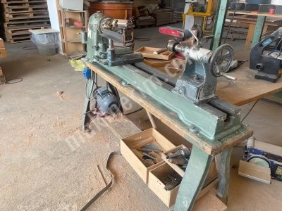 Wood Turning Machine