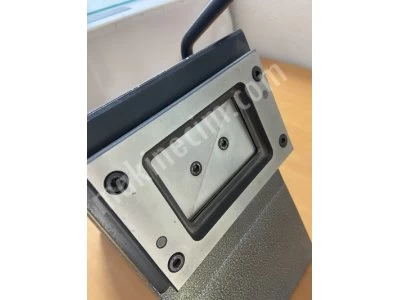 Plastic Card Cutting Machine