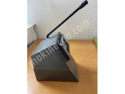 Plastic Card Cutting Machine