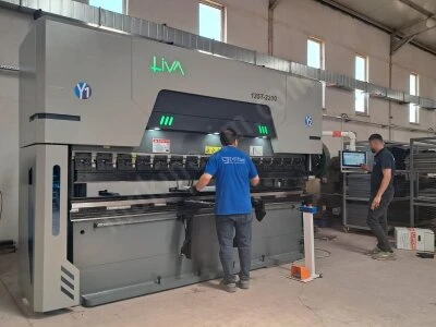 Liva 3200X135 Ton Cnc Hibrit Abkant Pres- 4 Eksen Mot.Bomb