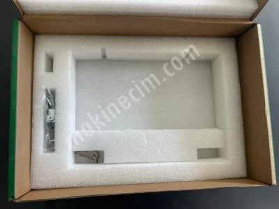 Schneıder Hmıet6500 10.1 İnç Hmi Panel