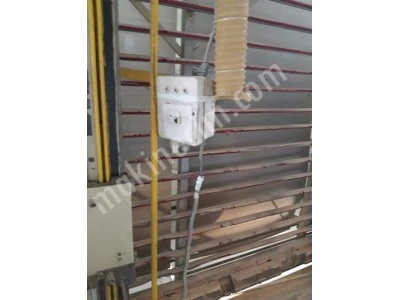 Dikey Panel Ebatlama Makinası