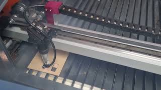 Lazer Kesme Makinesi 130X90Cm 100-120W Tüplü