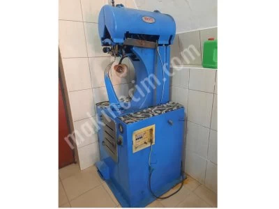 Shoe Repair Machine / Sole Stitching Machine