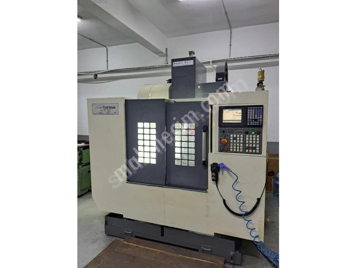Akira Seiki Vf3 Mitsubishi M70 Cnc Dik İşleme Merkezi - Satılık