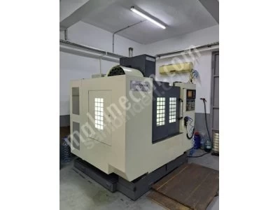 Akira Seiki Vf3 Mitsubishi M70 Cnc Vertical Machining Center
