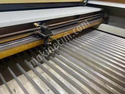 135X100 150Watt Co2 Lazer Kesim ve Kazıma Makinesi