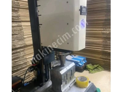 Az Kullanılmış 20Kmh Ultrasonik Makinası