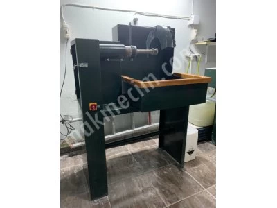 Cam Dekor ( Zeim ) Makinası Deneme Amaçlı Kullanılmıştır.Sıfır Ayarındadır