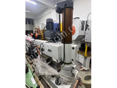 Sıfır Z3040/13 - 40'Lık Radyal Matkap 1300 Kol Boyu