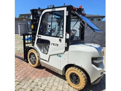 Ygs 3.5 Ton 4.8 Triplex - Lityum Serisi - 2025 - Bu Fırsat Kaçmaz