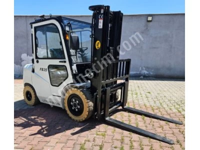 Ygs 3.5 Ton 4.8 Triplex - Lityum Serisi - 2025 - Bu Fırsat Kaçmaz