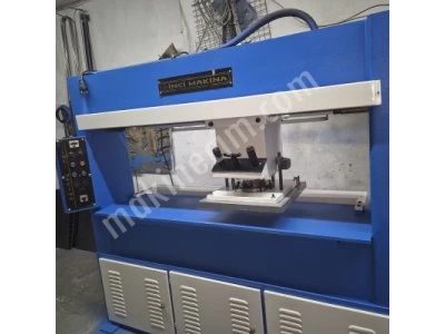 İnci Gezer Kafa Kesim Presi