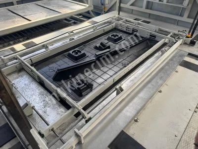 Thermoform Vacuum Machine Suitable For Custom-Made Plastic Products