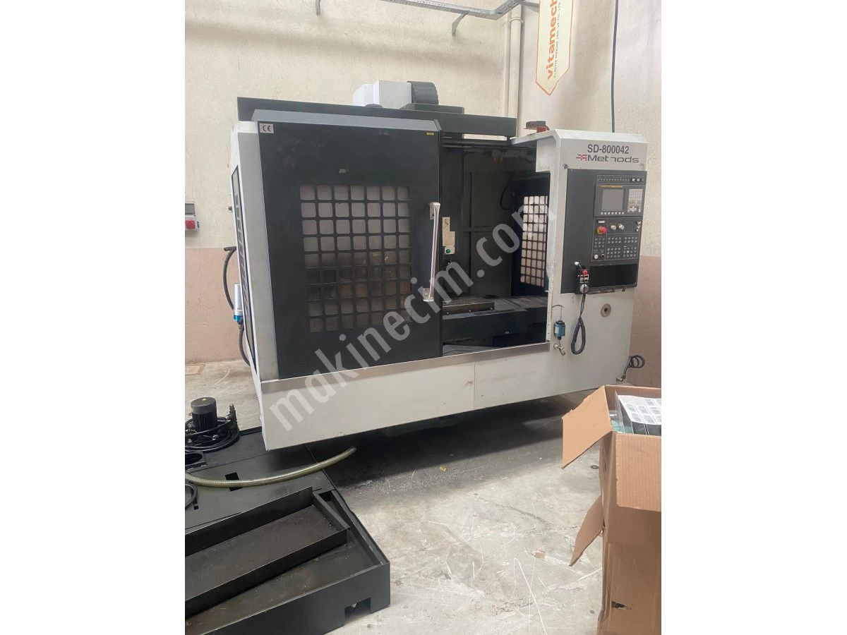 Feeler Marka Cnc Dikey İşleme Merkezi 2013 Model