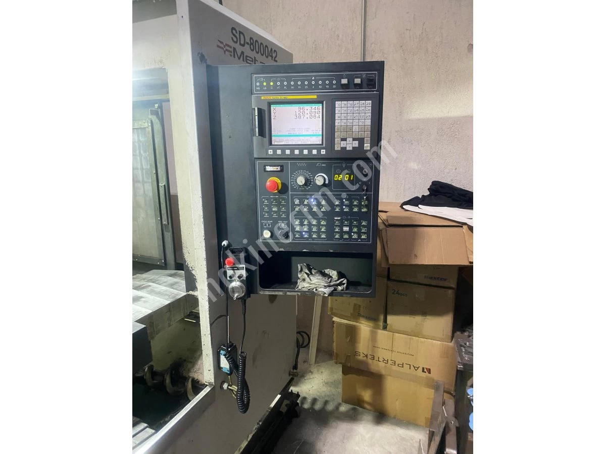 Feeler Marka Cnc Dikey İşleme Merkezi 2013 Model