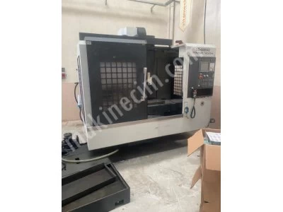 Feeler Marka Cnc Dikey İşleme Merkezi 2013 Model