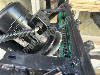 Otomatik Beslemeli Şarjörlü Çift Kafa 45 Kesim Makinası