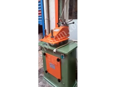 Ayakkabı Taban İşlemleri Için Kesim Presi