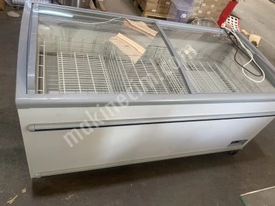 Büyük Kapasiteli 800 Litre Endüstriyel Dondurucu
