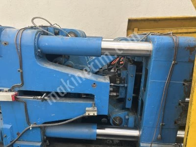 Sıcak Kamara Zamak Metal Enjeksiyon Makinası 130 Ton 1.6 Kilogram Baskı