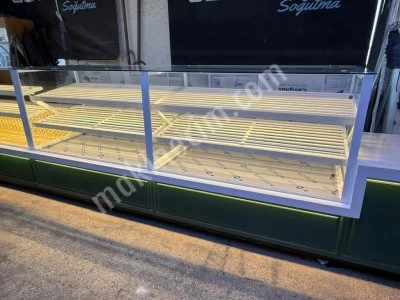 Pastane Kuru Pasta Ekler Pasta Teşhir