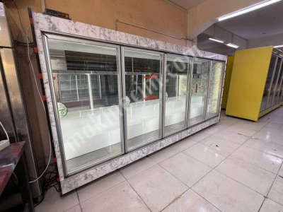 Çiçek Dolabı