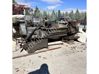 Vdf Brand 1 Meter 560 DIameter UnIversal Lathe