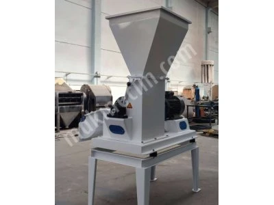 Hammer Mill Grinding Machine