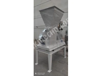 Hammer Mill Grinding Machine